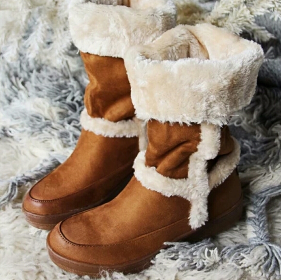 🔥FINAL SALE🔥Camel Brown Fur Lined Boots - Picture 3 of 4